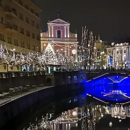 Appartamento Apartment On Ljubljana Riverbank - Svetla Tocka Lubiana